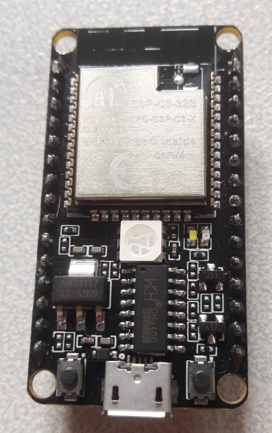 Placa ESP32-C3 estilo NodeMCU